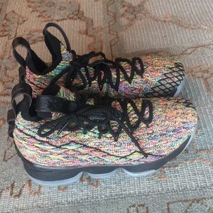 Nike Lebron 15 “Fruity Pebbles” 5 Youth